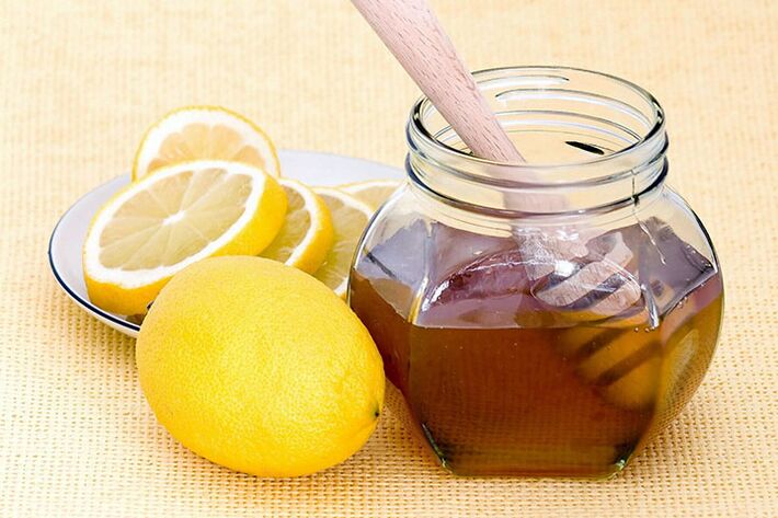 Los ingredientes de limón y miel son mascarillas que blanquean y tensan perfectamente la piel del rostro. 
